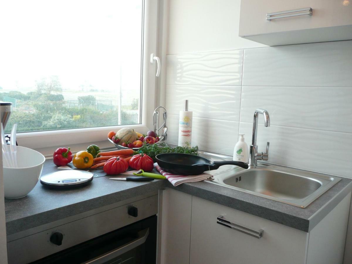 Escale Marine A Calais 4 Etoiles Apartment Exterior photo